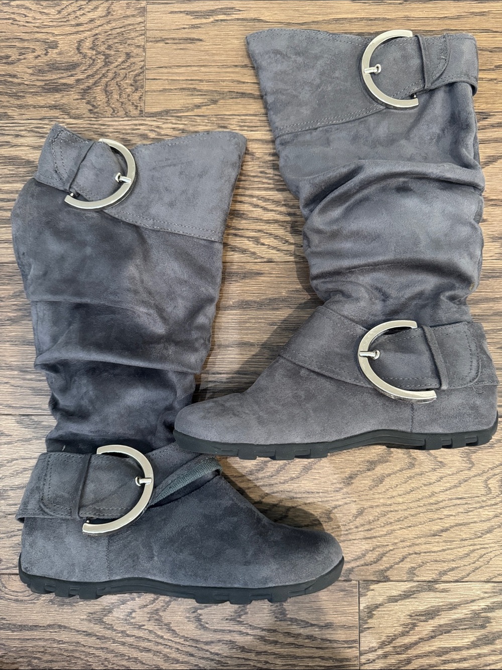 Gray Suede Mid-Calf girls Boots - soda brand !